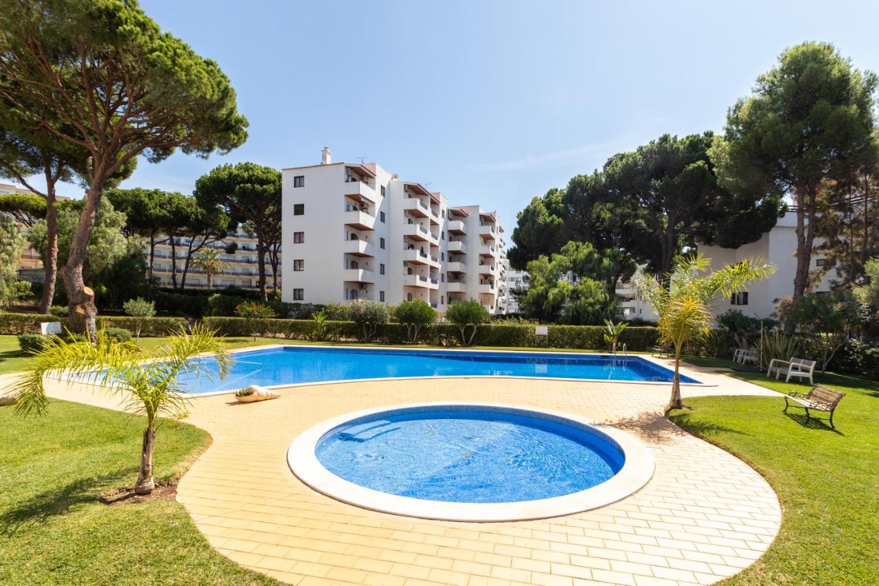 Centralgarve - Great, Bright 2-Bedroom Flat In The Center Of Vilamoura -Topazio 객실 사진